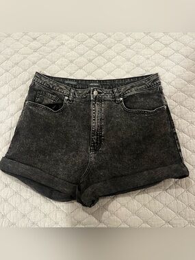 wild fable Black High-Rise Rolled Hem Jean Shorts